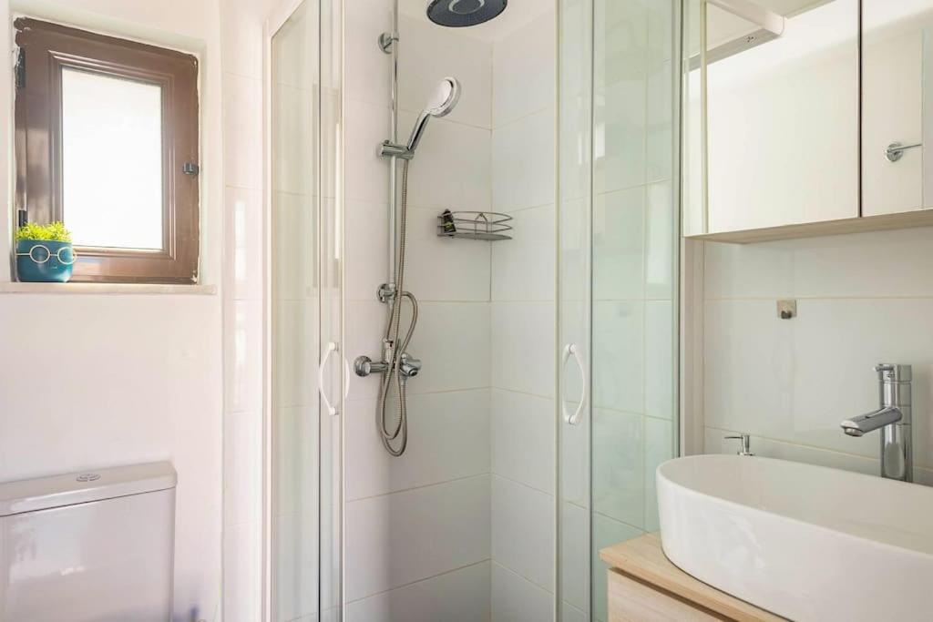 Downtown 22Sqm Green Nest King-Size Bed Атина Екстериор снимка